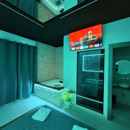 Dark & Light & Luxury