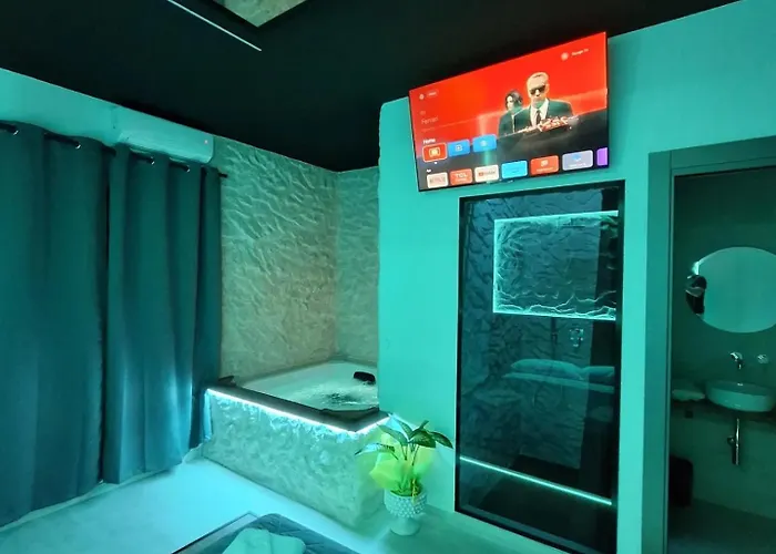 Dark & Light & Luxury