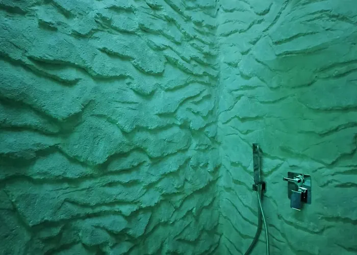 Dark & Light & Luxury